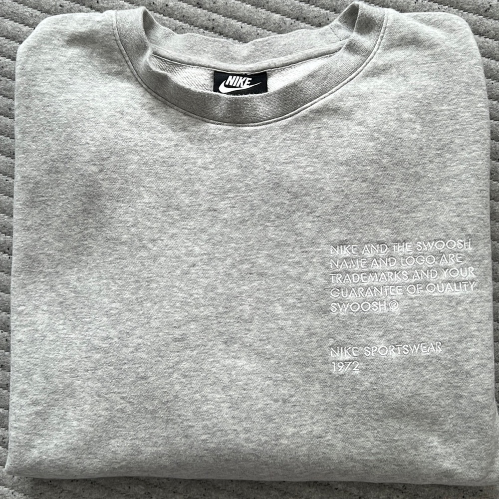 Nike Sportswear crew neck
